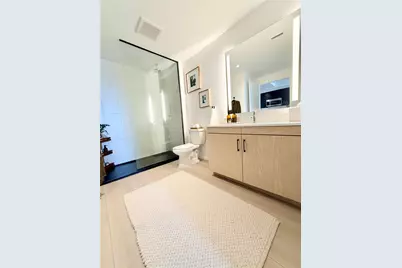 5501 La Branch #2108, Houston, TX 77004 - Photo 9
