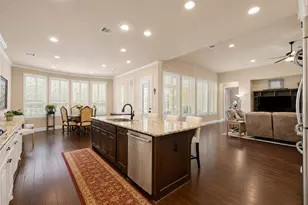 11912 Linden Walk Ln, Pearland, TX 77584 - Photo 9