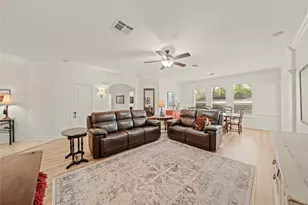 5821 Ariel St, Houston, TX 77074 - Photo 7