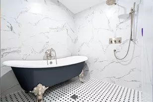 3217 Parkwood Dr, Houston, TX 77021 - Photo 17