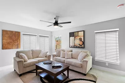 9946 Lanewell, Houston, TX 77029 - Photo 1