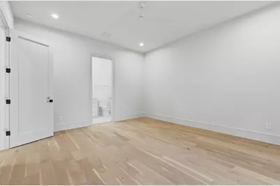 316 W 30th Street, Houston, TX 77018 - Photo 35