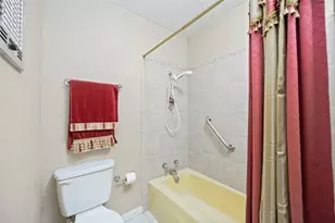 2612 Lake Park Dr Dr, La Marque, TX 77568 - Photo 25