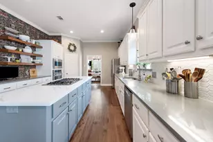 919 Grand Oaks Cir, College Station, TX 77840 - Photo 13