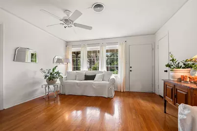 2114 Saxon Drive, Houston, TX 77018 - Photo 3