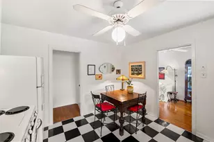 2114 Saxon Dr, Houston, TX 77018 - Photo 21