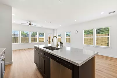6004 Bacher Street #C/D, Houston, TX 77028 - Photo 17
