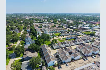 9602 Long Branch Lane, Houston, TX 77055 - Photo 15