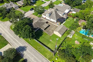 9602 Long Branch Ln, Houston, TX 77055 - Photo 21