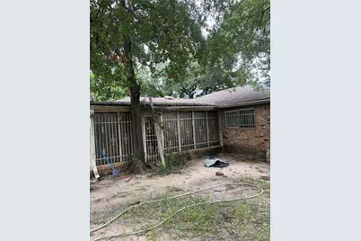 9006 Circle Cove Court, Houston, TX 77088 - Photo 21