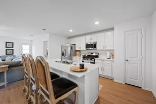9410 Songlark Crest Dr, Baytown, TX 77521 - Photo 13