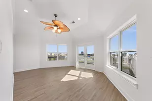 20919 W Sunset Bay Dr, Galveston, TX 77554 - Photo 15