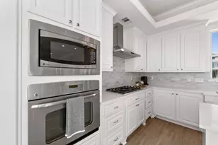 20919 W Sunset Bay Dr, Galveston, TX 77554 - Photo 13