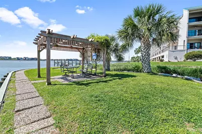 401 Lakeside Lane #203, Houston, TX 77058 - Photo 9