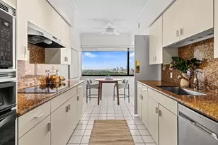 5000 Montrose Blvd, Houston, TX 77006 - Photo 7