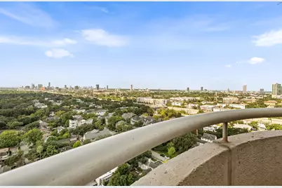 5000 Montrose Boulevard #21E, Houston, TX 77006 - Photo 25