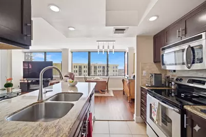 3525 Sage Road #909, Houston, TX 77056 - Photo 1