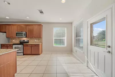 6015 Biltmore Court, Rosenberg, TX 77471 - Photo 9