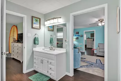 1404 Pickney Avenue, Port Bolivar, TX 77650 - Photo 13