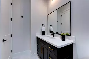 1304 Evelyn St, Houston, TX 77009 - Photo 35