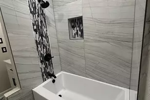 9029 Gaylord St, Houston, TX 77024 - Photo 9