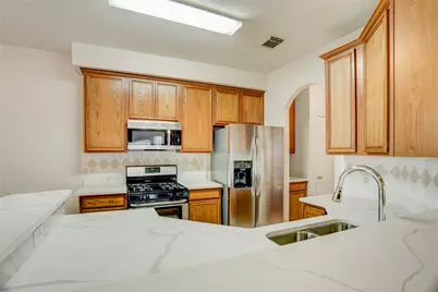 7630 N Linpar Court, Houston, TX 77040 - Photo 3