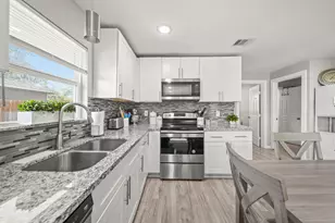 5605 Colfax St, Houston, TX 77020 - Photo 5