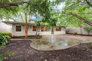 2401 Maconda Ln, Houston, TX 77027 - Photo 19