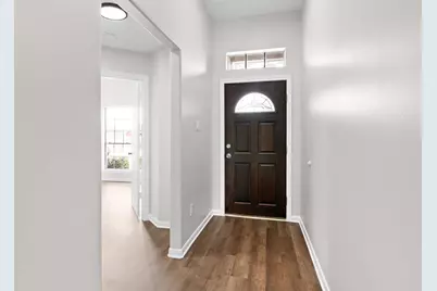 300 Spencer Landing E, La Porte, TX 77571 - Photo 5