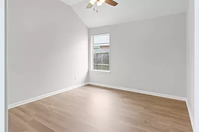 300 Spencer Landing E, La Porte, TX 77571 - Photo 21