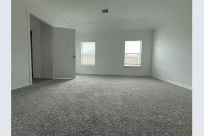 510 Oak Chase Avenue, Dayton, TX 77535 - Photo 9