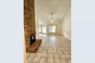 2118 Hickory Lawn Drive, Houston, TX 77077 - Photo 3