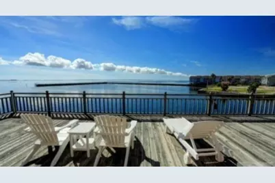 423 Hana Drive, Tiki Island, TX 77554 - Photo 47