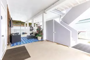 423 Hana Dr, Tiki Island, TX 77554 - Photo 33