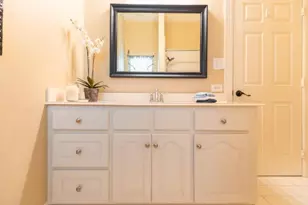 423 Hana Dr, Tiki Island, TX 77554 - Photo 29