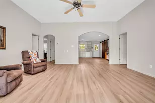 10887 Royal Pines Dr, Conroe, TX 77303 - Photo 7