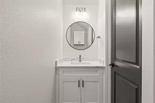 4521 Newberry St, Houston, TX 77051 - Photo 9