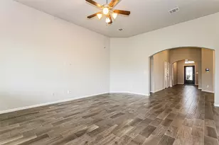 31519 Kailua Dr, Hockley, TX 77447 - Photo 5