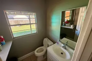 506 Ogilvie St, Houston, TX 77017 - Photo 17