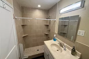 506 Ogilvie St, Houston, TX 77017 - Photo 11