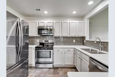 423 Forest Hills Drive, League City, TX 77573 - Photo 19