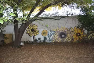 705 E Lamar Ave, Crockett, TX 75835 - Photo 9