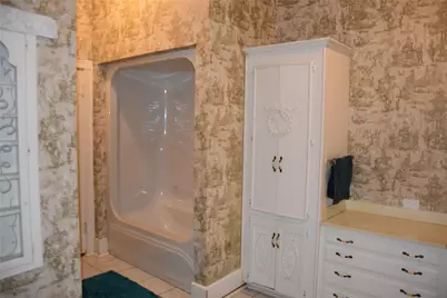 705 E Lamar Avenue, Crockett, TX 75835 - Photo 27