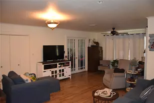 705 E Lamar Ave, Crockett, TX 75835 - Photo 17