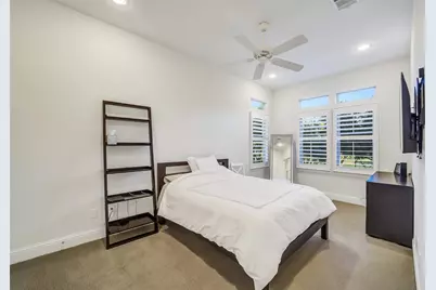 1110 Lake Pointe Parkway, Sugar Land, TX 77478 - Photo 19