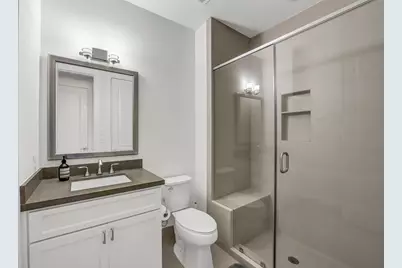1110 Lake Pointe Parkway, Sugar Land, TX 77478 - Photo 25