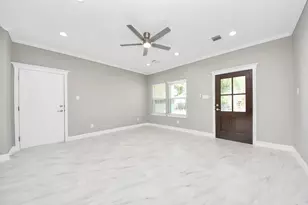 604 Miriam St, Baytown, TX 77520 - Photo 13