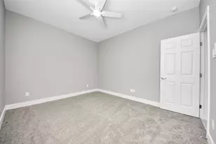 604 Miriam St, Baytown, TX 77520 - Photo 23