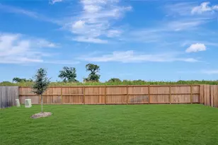 9107 Clear Water Trl, Manvel, TX 77578 - Photo 7