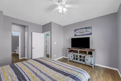 2476 Highway 87, Gilchrist, TX 77617 - Photo 15